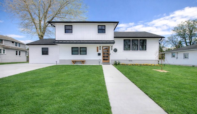 Spacious 4-bedroom house in serene Somers Point near bay and beaches