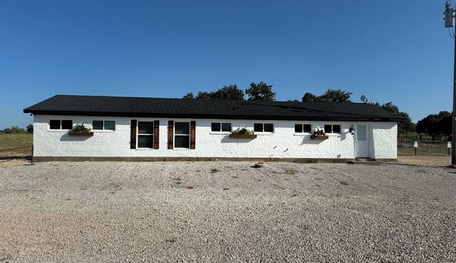 Spacious 4-bedroom house on quiet private drive