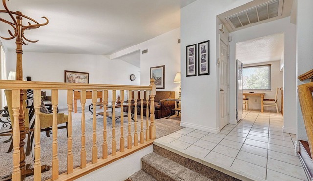 Spacious 4 bedroom with 7 beds!