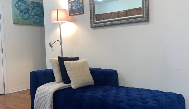 Spacious 4 BR, 2 baths Near Zoo, CHOP, PMA, Penn Medicine, Barnes Foundation.