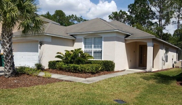 Spacious 4 BR, 3BA, Pool Home (151)