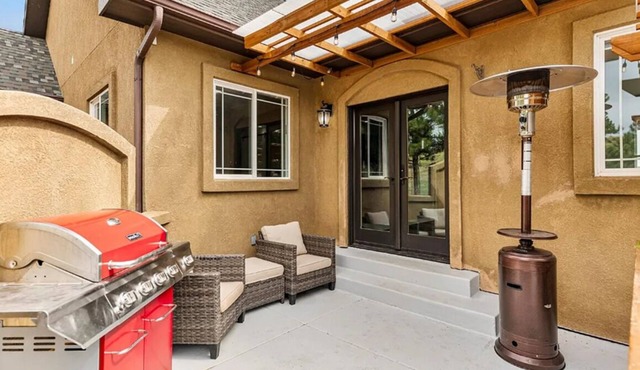 Spacious 4b/3b Resort Home w/Indoor Pool, Sauna & Fitness room, Lake George, CO