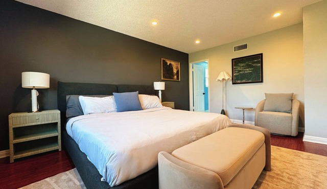 Spacious 4B2B HOUSE n. DTLA & Disney with Office + Gym