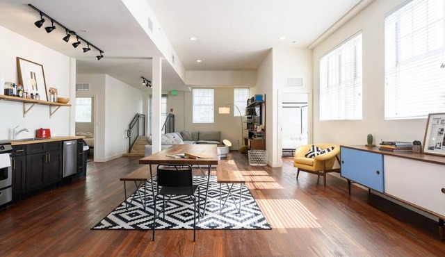 SPACIOUS 4bd2ba Best Neighborhood Walk to Beach