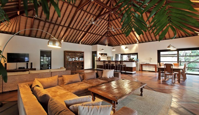 Spacious 4bed Villa in the Seminyak Prime