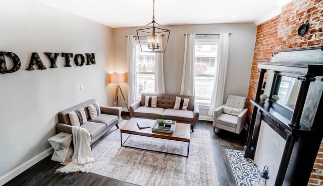 Spacious 4BR/3.5BA Home Near UD, Oregon &DT Dayton