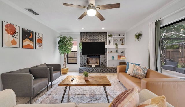 Spacious 4BR/3BA~Espresso machine~Backyard~Grill!n