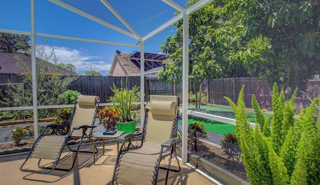 Spacious 4BR/3BA Retreat with Pool