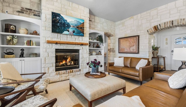 Spacious 4BR Boerne Retreat Near Downtown