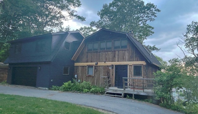 Spacious 4BR Cape Elizabeth Home - Walk to Beach - 15 Min to Portland