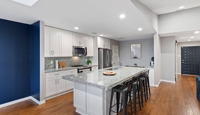 Spacious 4BR Dallas Retreat for Families