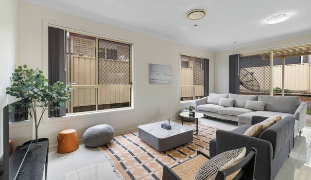 Spacious 4BR Family Home in Inala | Quiet Street