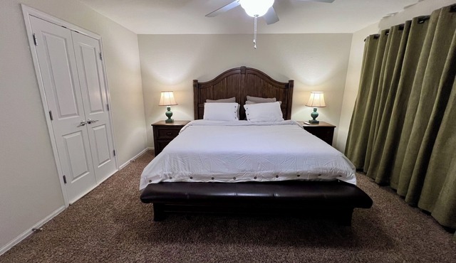 Spacious 4BR Family Home, Near SeaWorld & AFB