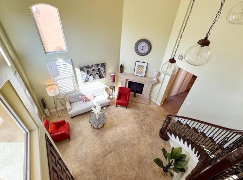 Spacious 4BR Home with 2 Living Rooms Near Disney