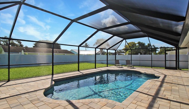 Spacious 4BR home in picturesque West Bradenton - Southern Exposure