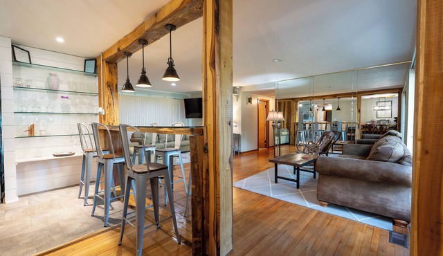 Spacious 4BR Home- Perfect for Families & Groups!n1 min from Noccalula Falls