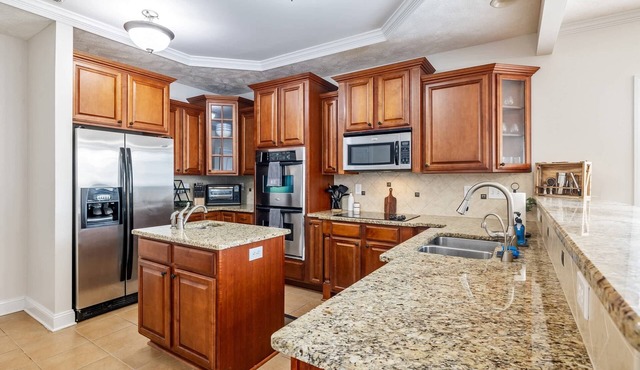 Spacious 4BR Home: Desks & Smart Tvs in Every Room