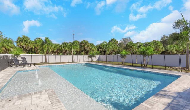 Spacious 4BR Home w/Heated Pool & Pickleball Court on 5-Acre Estate