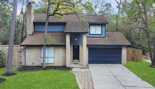 Spacious 4BR Home with Private Pool in The Woodlands