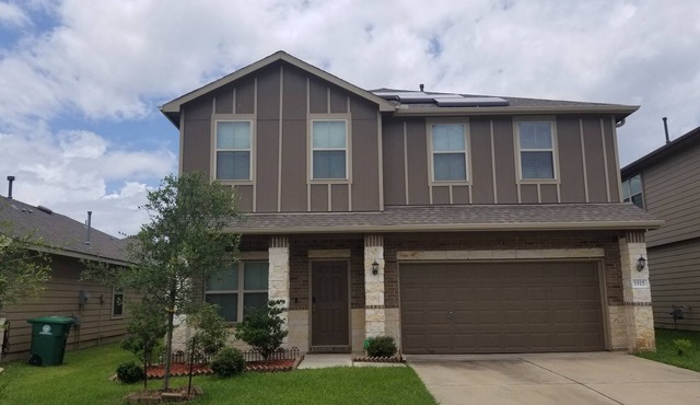 Spacious 4BR House close to Medical Center. Full Kitchen, Washer/Dryer, etc