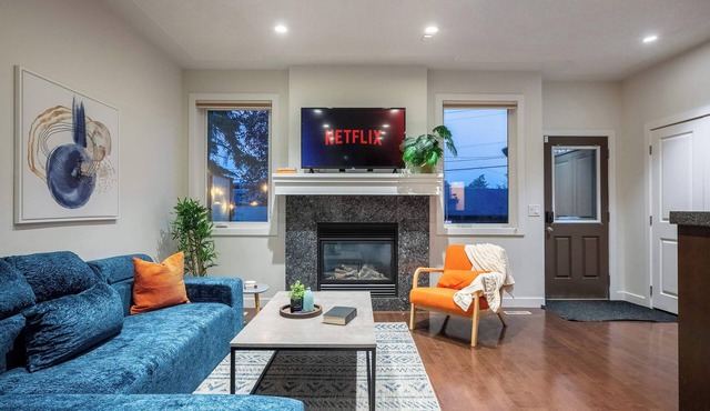 Spacious 4BR Inner-City Home | King Suite, Entertainment Basement & Backyard