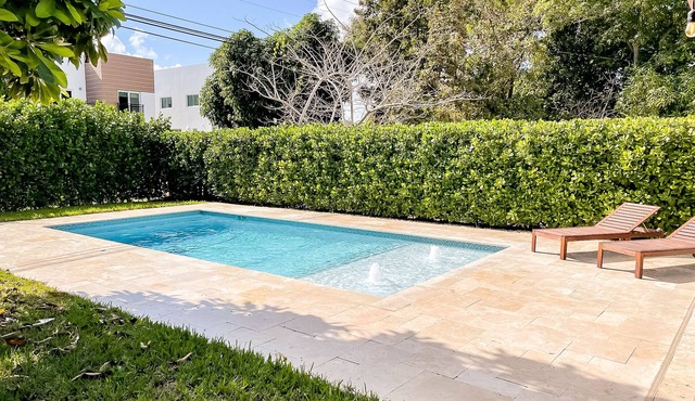Spacious 4BR Miami Villa w/Heated Pool + Luxury Terrace Near Brickell