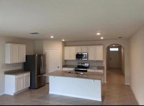 Spacious 4BR Near Lake Nona 30 Min to MCO