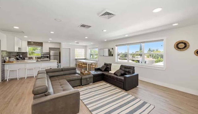 Spacious 4BR on Singer Island