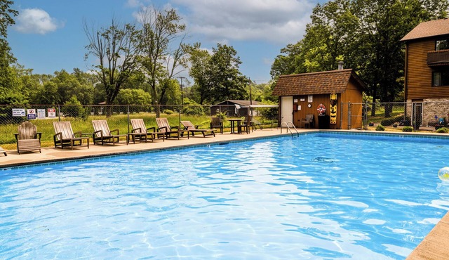 Spacious 4BR Retreat Private Beach Heated Outdoor Pool Golf Cart