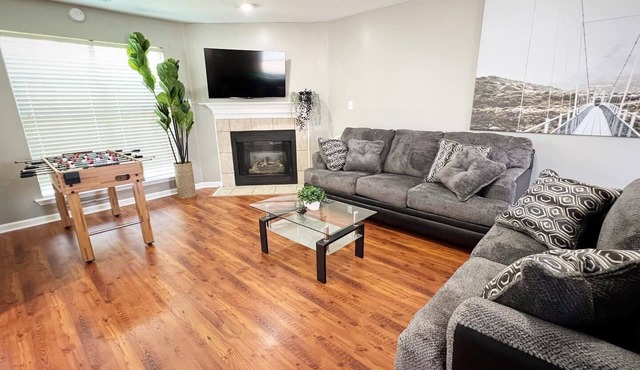 Spacious 4BR Retreat with BBQ, Hammock, and Outdoor Lounge