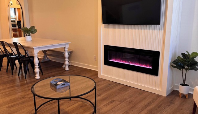 Spacious 4BR Soulard Townhouse near Downtown