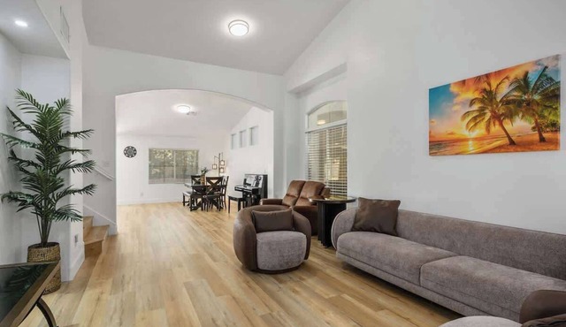 Spacious 4BR Vegas Home with Piano