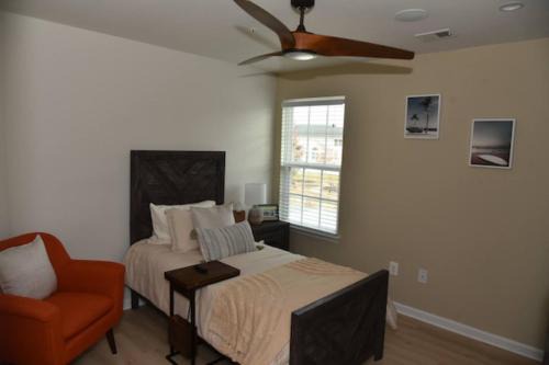 Spacious 4BR with TVs in Room Patio Free Parking