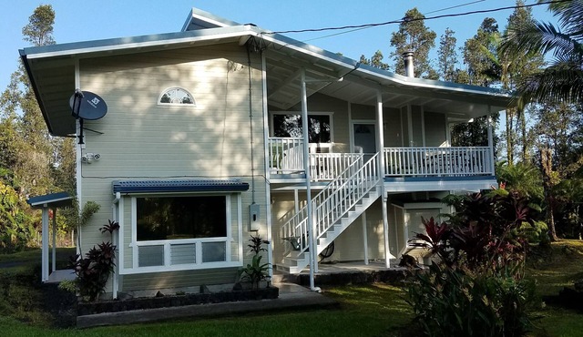 Spacious, 5 bd/3 ba home in Orchidland Estates