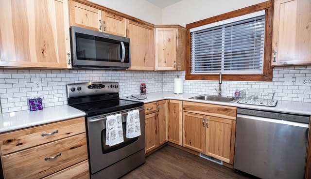 Spacious 5 BDR, 2.5 BATH - Updated & Prime! Lots of Parking! Sleeps up to 16!