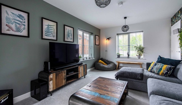 Spacious 5 Bed Home with Sustainable Features