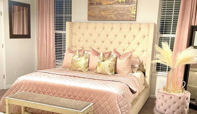 Spacious 5-bedroom house in lovely North Charleston! 20mins to Downtown