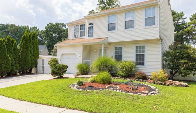 Spacious 5-bedroom house with WiFi, AC in charming Winslow Township