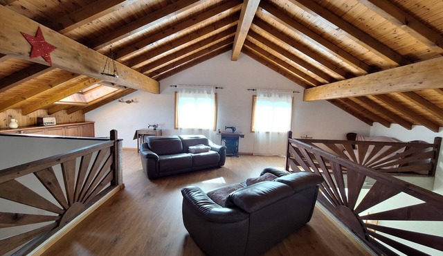 Spacious 5-bedroom apartment in beautiful Savièse with WiFi