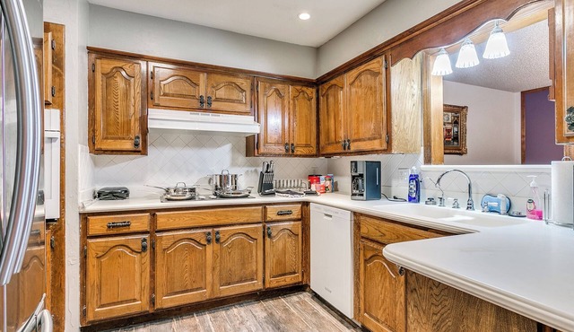 Spacious 5-bedroom house with AC, WiFi in phenomenal Oklahoma City