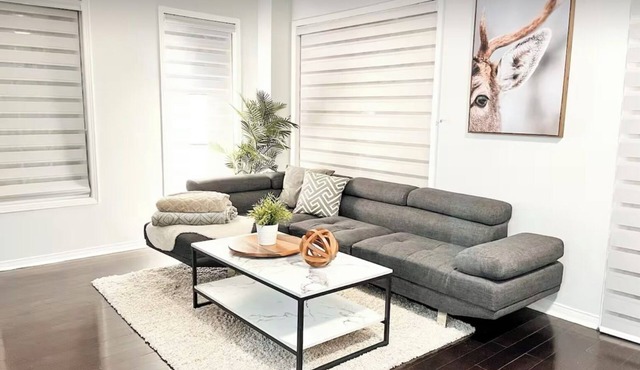 Spacious 5 bedroom house in Heartland