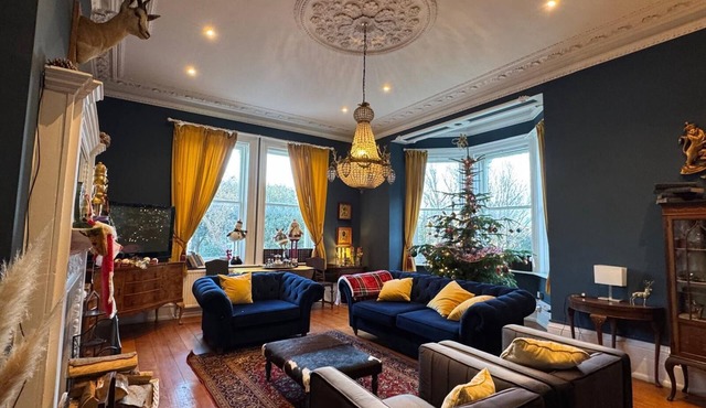 Spacious 5 Bedroom Ensuite Family-Friendly Home Near Hastings Town & Beach