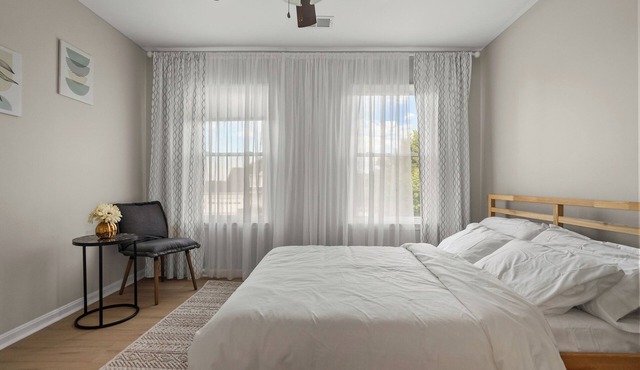 Spacious 5-bedroom house near DC