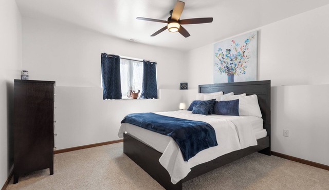 Spacious 5-Bedroom Home in Aberdeen