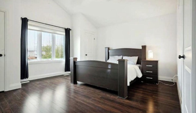 Spacious 5 Bedroom Home in Londonnn