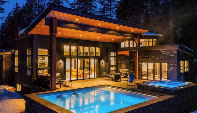 Spacious 5-bedroom house in Suncadia with POOL