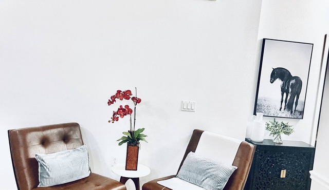 Spacious 5-bedroom house with AC and WiFi in charming Palmetto