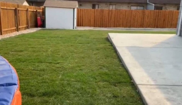 Spacious 5-bedroom house in marvelous Greeley with AC, WiFi
