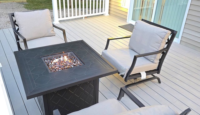 Spacious 5-bedroom house in perfect Lamoine with AC