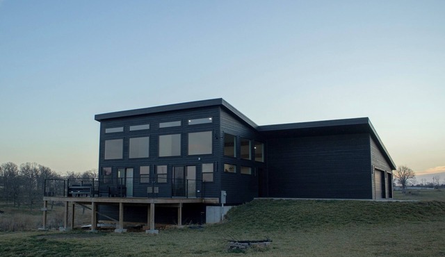 Spacious 5-bedroom house in beautiful Ozark